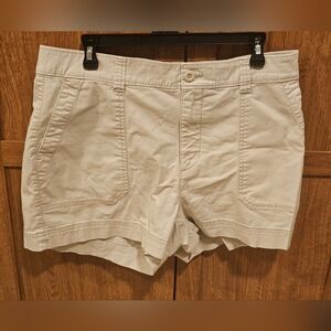 Old Navy Women's Tan Cargo Shorts